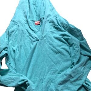 Puma fast cat ladies size large thin workout hoodie excellent condition